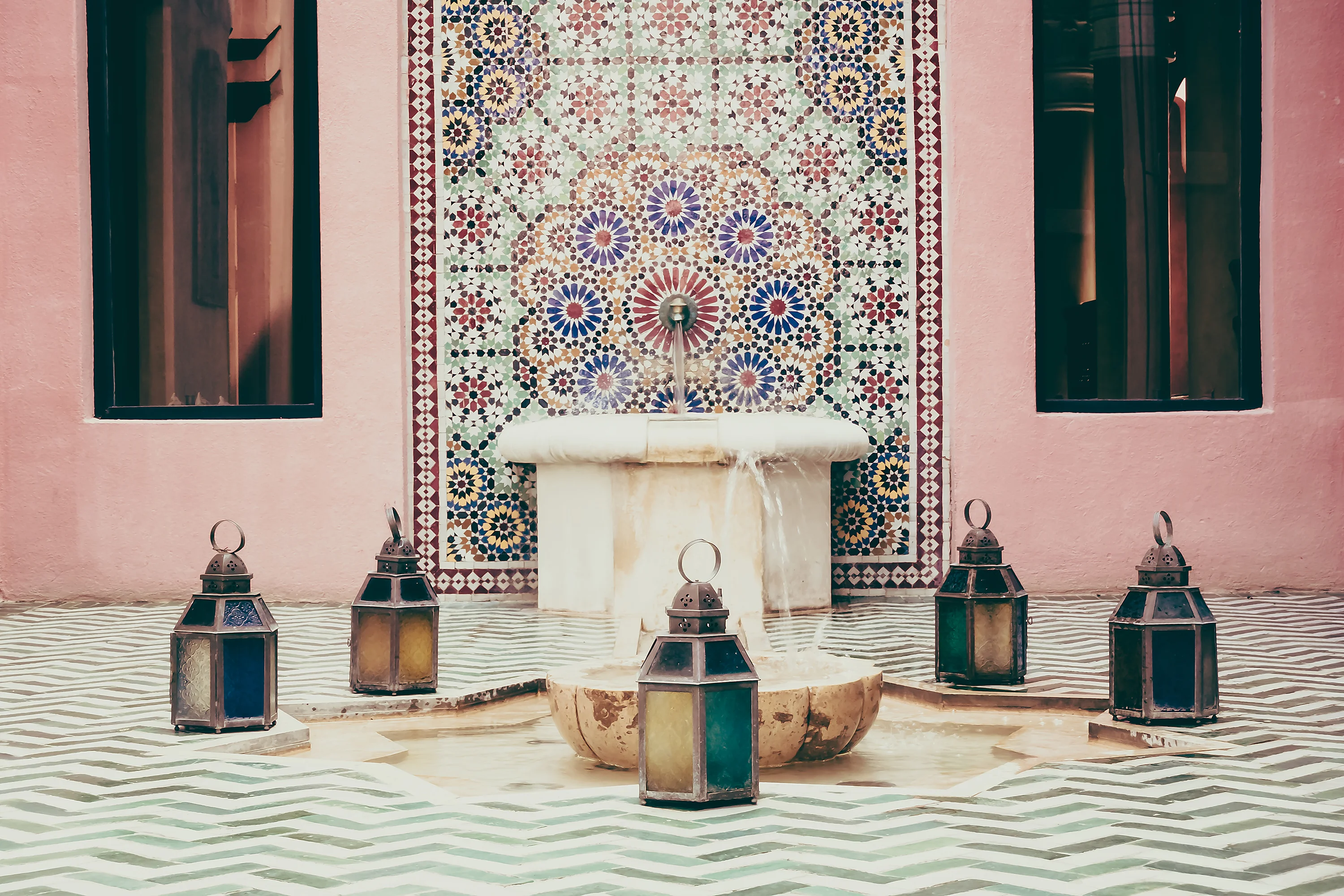 Artisanat marocain et oriental : entre tradition et élégance contemporaine Artisanat marocain et oriental : entre tradition et élégance contemporaine